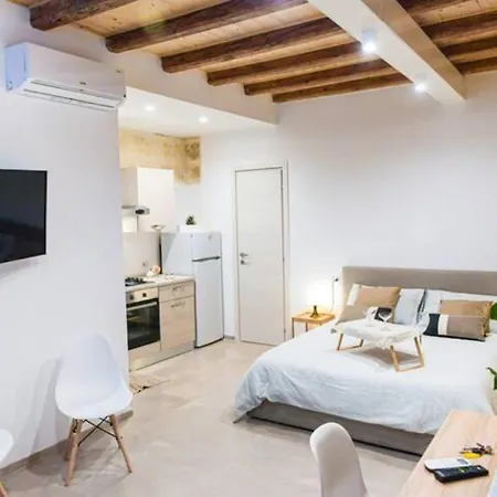 Apartment Urban Flat Bonazzi38 - Timesrl Bari